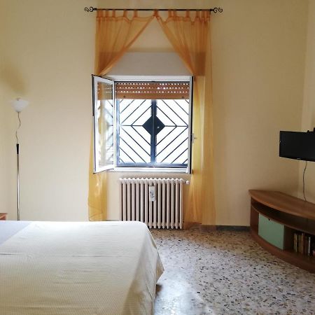 Lucia'S Apartaments Bari Kültér fotó