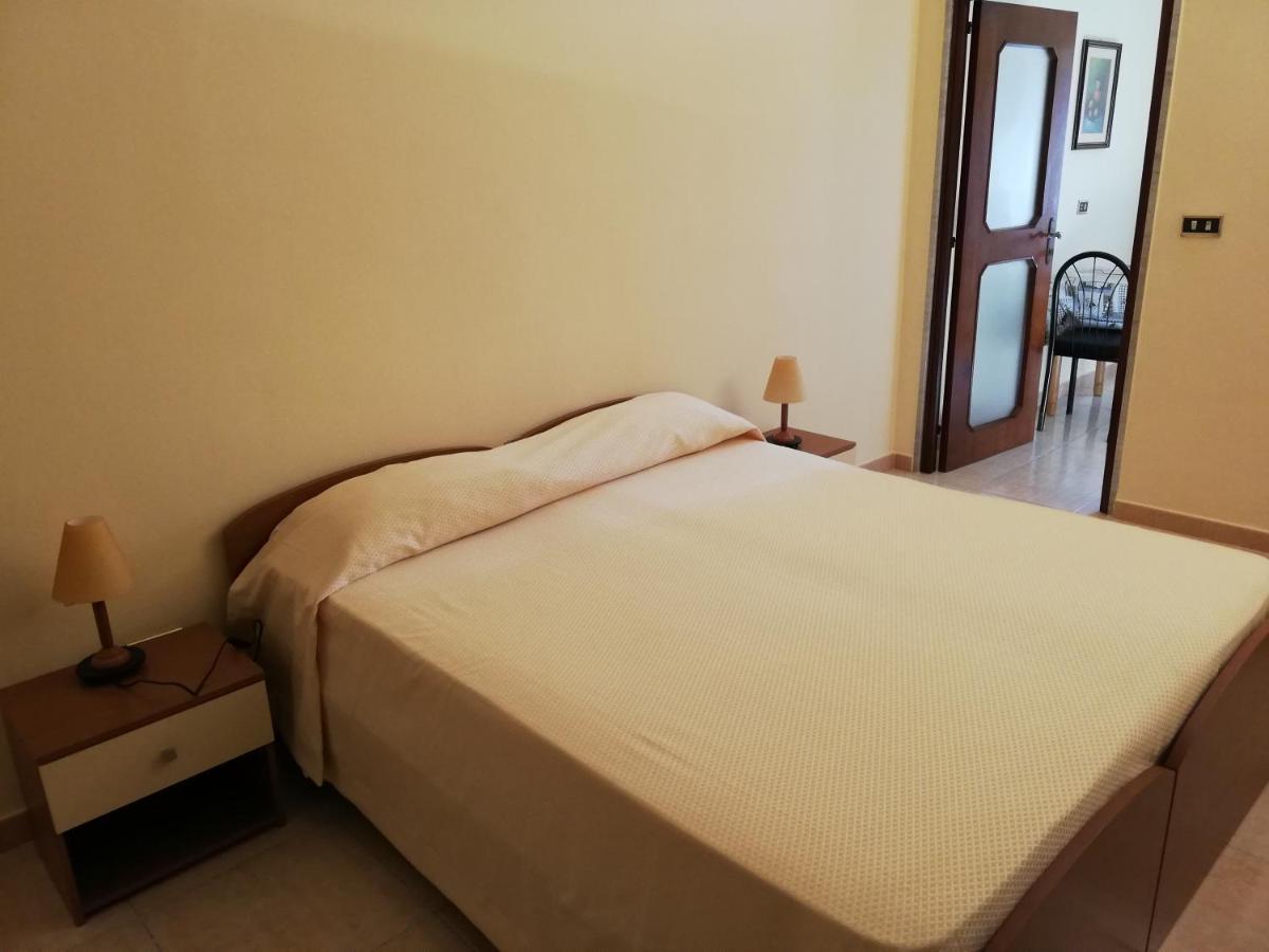 Lucia'S Apartaments Bari Kültér fotó